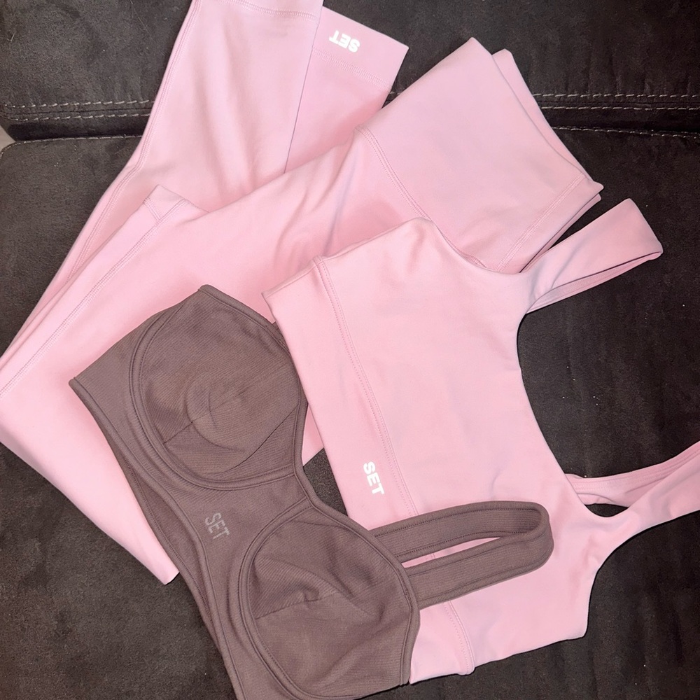 SET Active pieces, size Med - brand new with tags